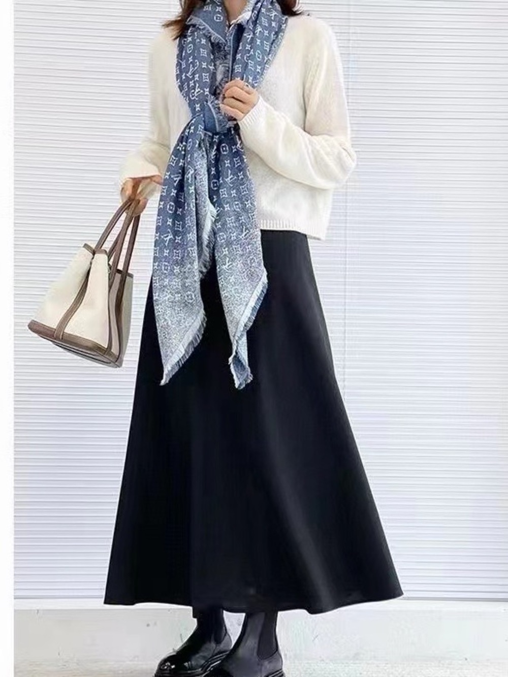 Louis Vuitton Black Maxi Skirt with A-Line Silhouette